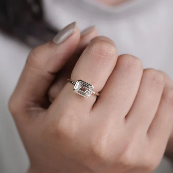 Old Mine Cut Lab Diamond Ring vs Old European Cut: Which Is Better?