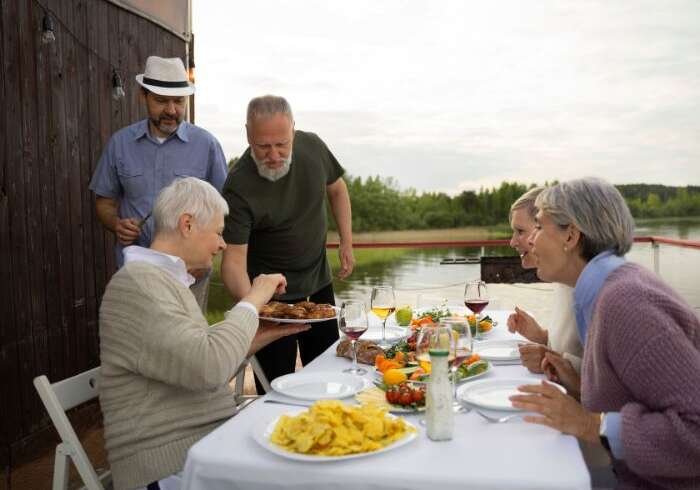 How Resort-Style Living Benefits Older Adults