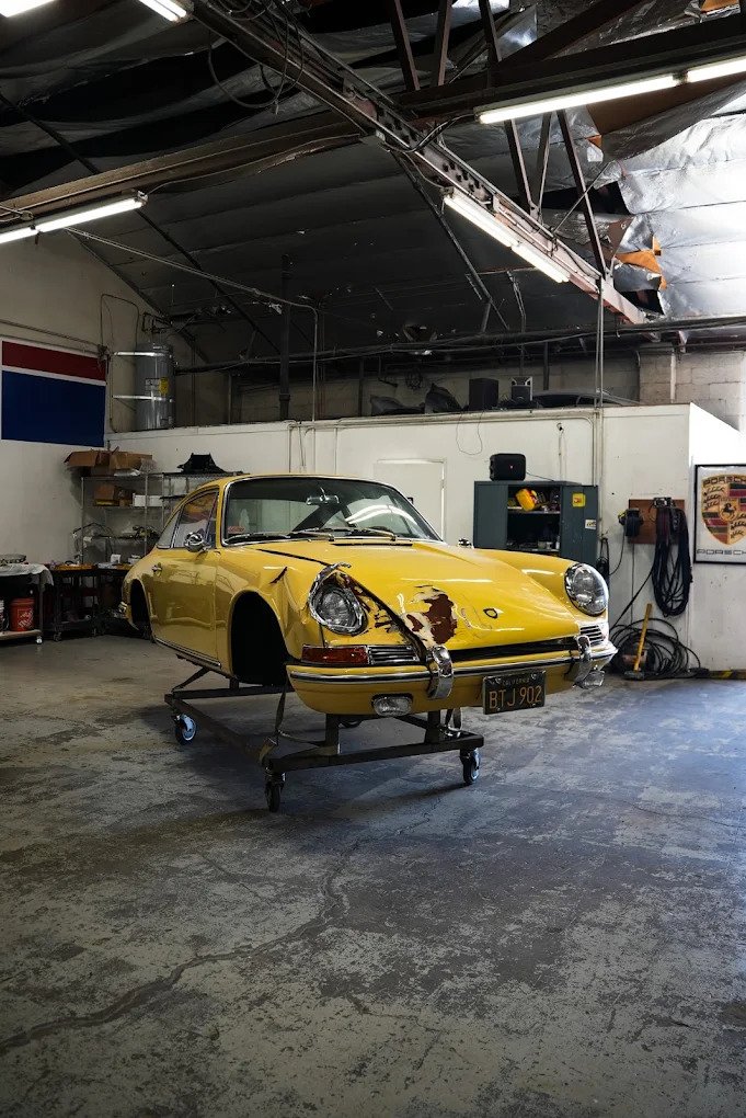 Ceramic Coating vs. Traditional Wax: What’s the Difference?