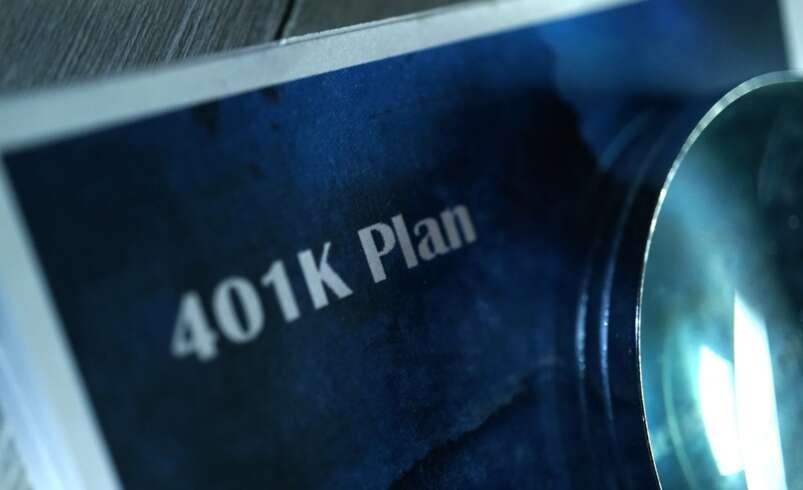 Why Small Businesses Are Outsourcing Their 401(k) Administration