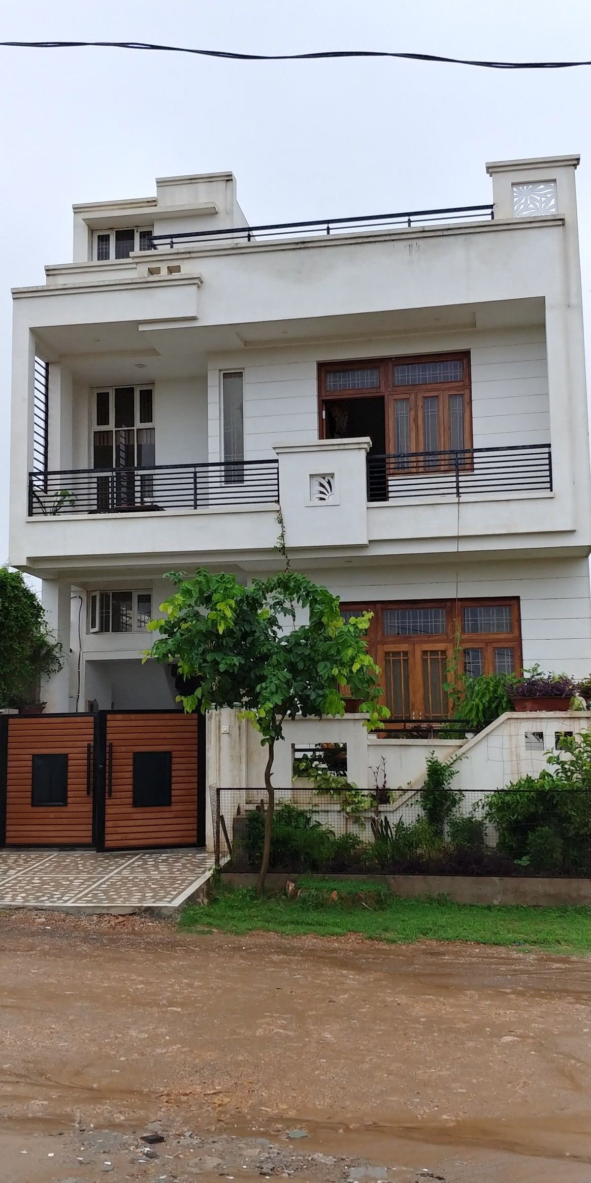 How Do I Choose the Right Plot for Sale in Bhawani Khera?