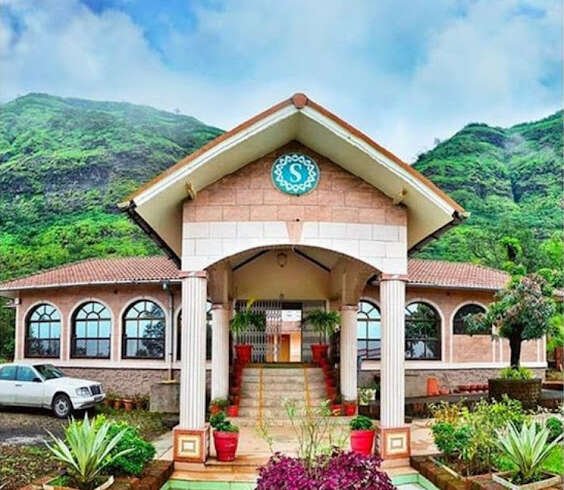 How to Choose the Best Resort in Mulshi for Your Perfect Getaway