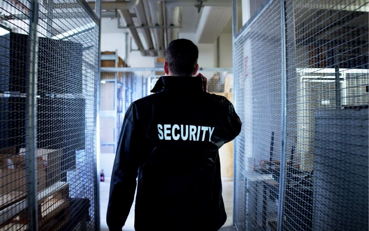 What Are The Top Benefits Of Hiring Experienced Security Guards?