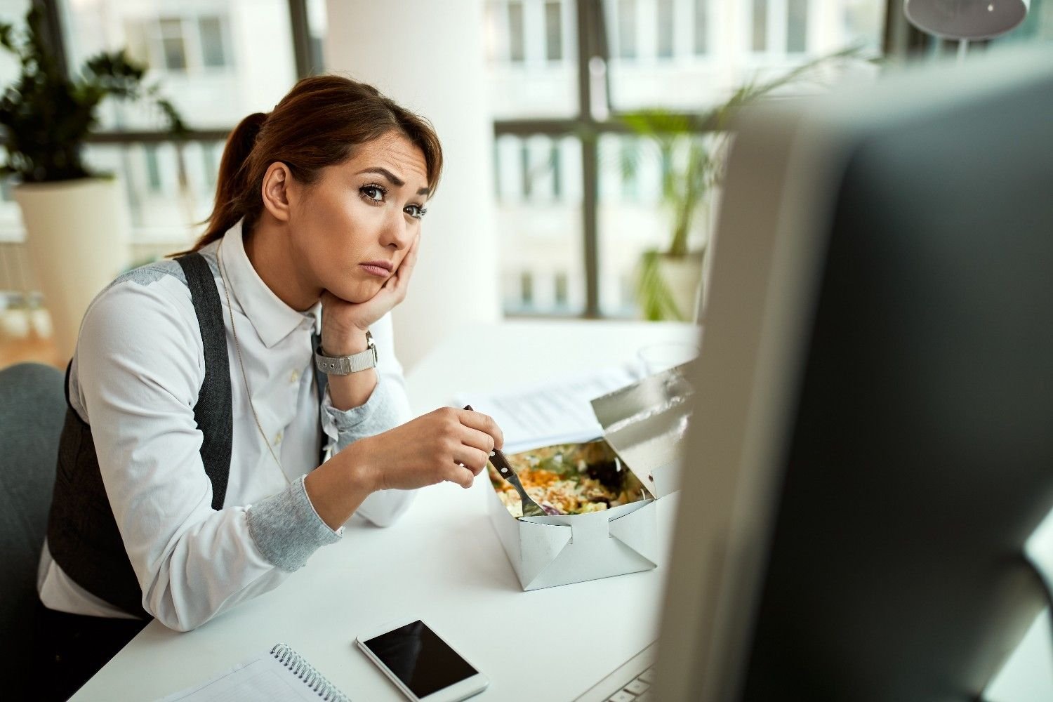 The Hidden Cost of Skipping Meals as a Busy Professional