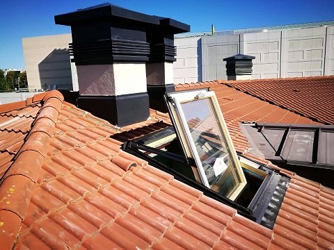 Velux Pencere