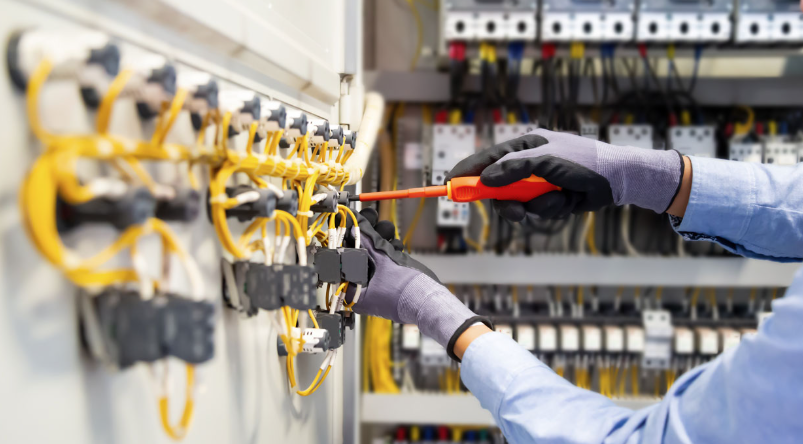 How Do Loose Connections Create Electrical Problems?
